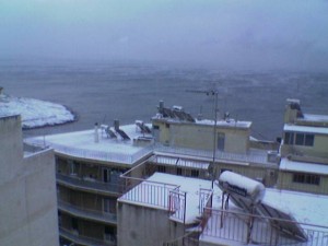 piraeus snow 2004 1
