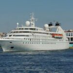 CRUISE SHIPS (128)
