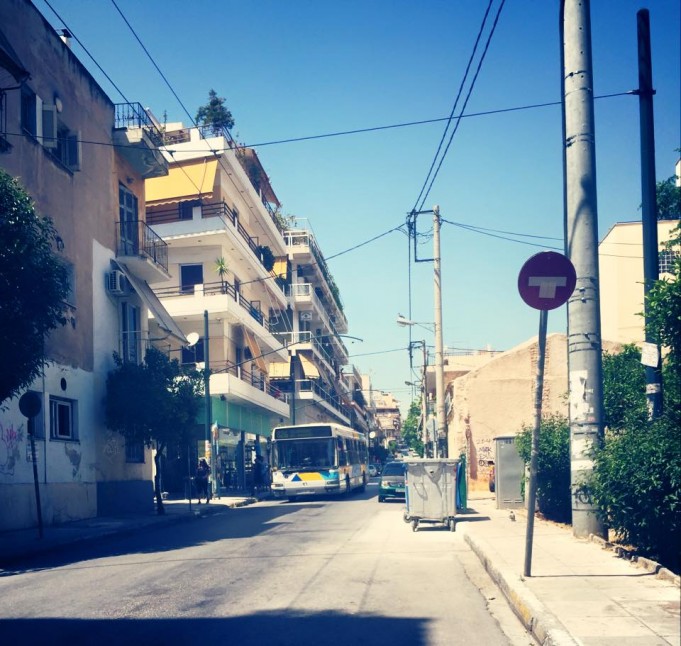 Αυτοπυρπολήθηκε νεαρός στον Πειραιά