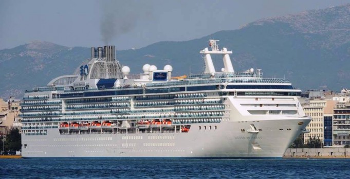 Island Princess: Αναχωρώντας από τον Πειραιά