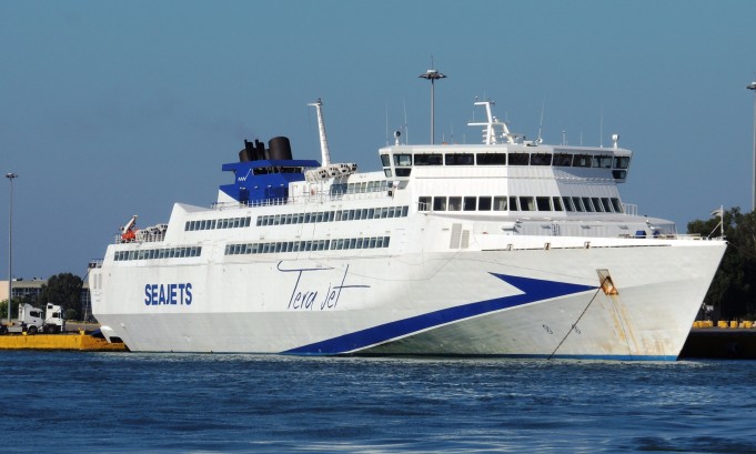 Tera Jet : Αναχώρησε απο τον Πειραιά για τη Λέσβο