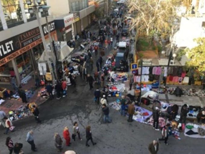 Εμπορικός Σύλλογος Πειραιά : Καταγγέλει το παράνομο “παζάρι” της Πλατείας Οδησσού