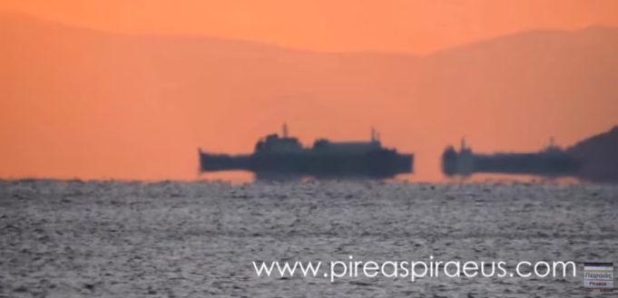 Φάτα Μοργκάνα: Στη θάλασσα του Πειραιά τα βλέπεις ολα διπλά