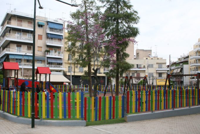 Νέα παιδική χαρά στην ανακαινισμένη Πλατεία Πηγάδας