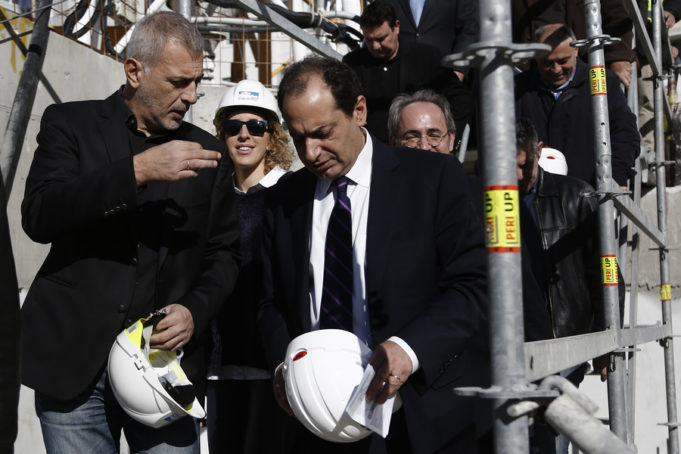 Λάβρος κατά της κυβέρνησης ο Δήμαρχος Πειραιά