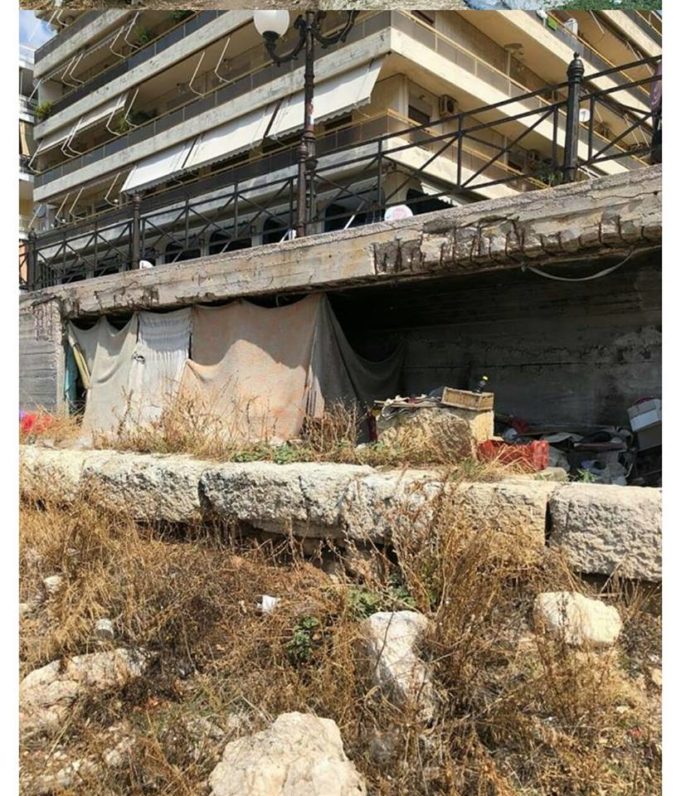 Κατασκήνωνοντας…στα βράχια της Πειραικής