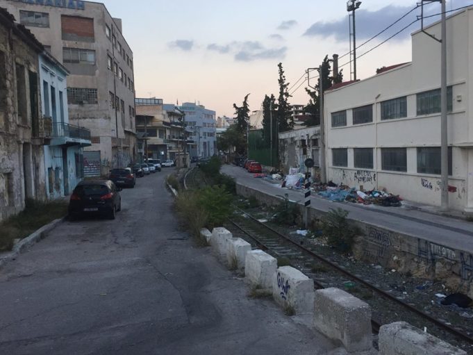 Άλλος ενας “καταυλισμός” στον Πειραιά – Αυτη τη φορά κοντά στον Αγ.Διονύσιο