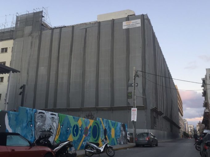 Συνεχίζεται η ανακατασκευή των παλαιών κτιρίων του Παπαστράτου στον Πειραιά
