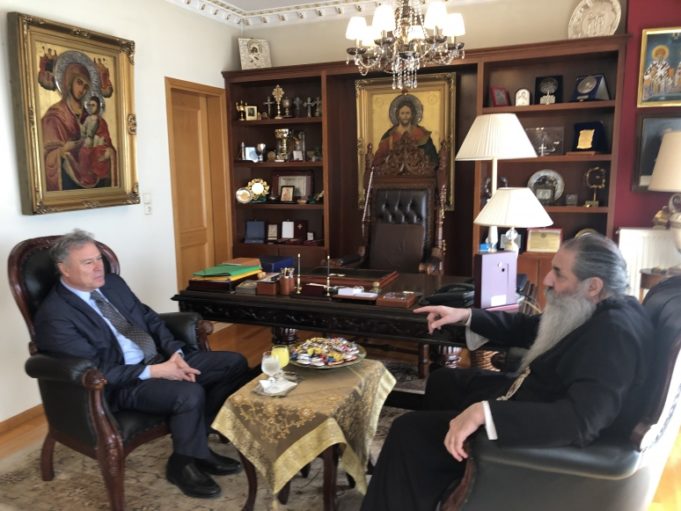 Στον Μητροπολίτη Πειραιώς ο υποψήφιος Περιφερειάρχης Αττικής Γιάννης Σγουρός