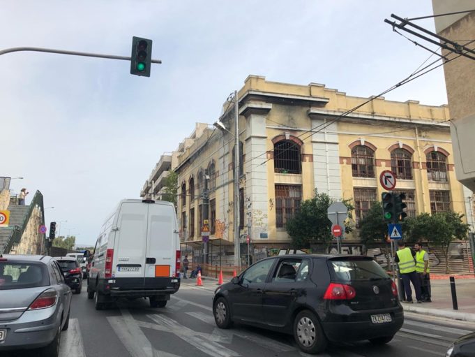 Στην κυκλοφορία δόθηκε η λωρίδα επί της Ομηρίδου Σκυλίτση που είχε κλείσει μετά τον σεισμό της 19ης Ιουλίου.