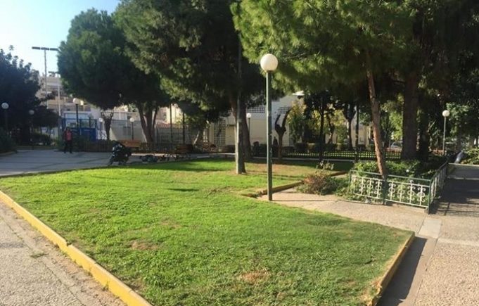 Αναπλάσεις πρασίνου σε γειτονιές του Πειραιά