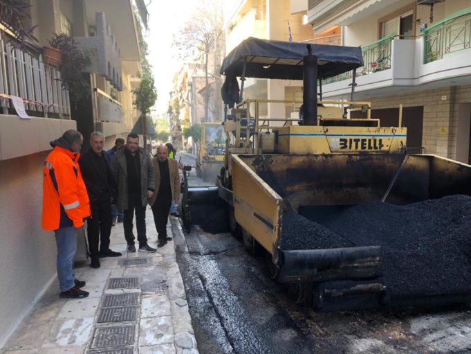 Νέες ασφαλτοστρώσεις σε δρόμους της Β΄ Δημοτικής Κοινότητας