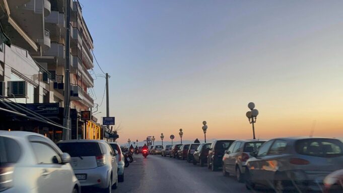 Πειραιάς , πρώτη ημέρα απαγόρευσης απο τις 18.00 – Απόλυτη ηρεμία
