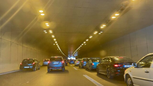 ΚΙΝΗΣΗ ΠΑΡΑΛΙΑΚΗ