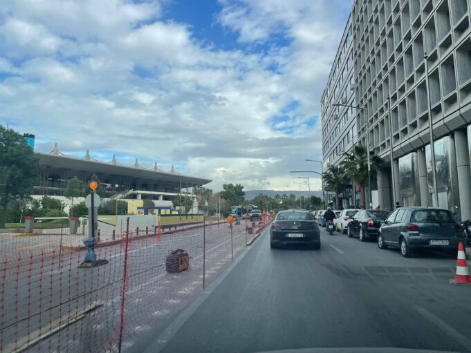 Νησίδα μπροστά απο τον Άγιο Νικόλαο – Τέλος οι παράνομες αριστερές στροφές