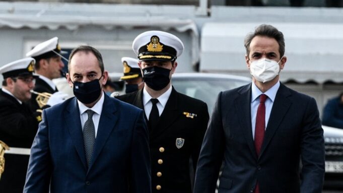 Στον Πειραιά ο πρωθυπουργός για την τελετή ένταξης δύο νέων περιπολικών σκαφών στο Λιμενικό