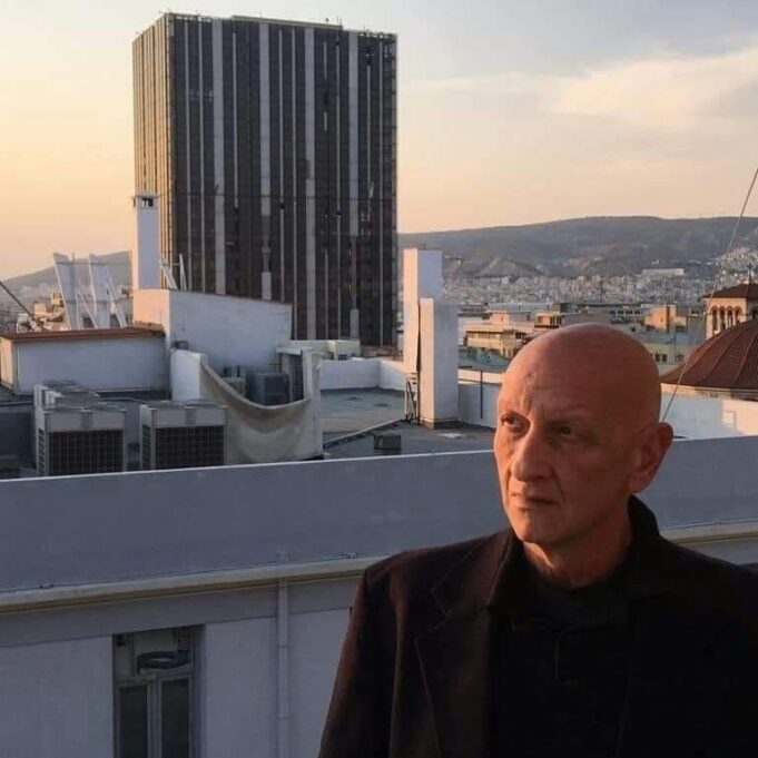“Έφυγε” ο Κώστας Παράσχος