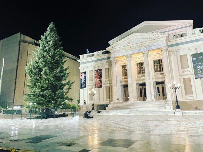 Την Κυριακή 5/12 η φωταγώγηση του Χριστουγεννιάτικου Δέντρου