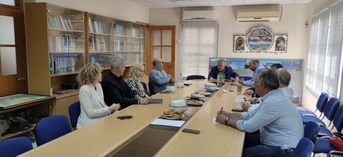Τριήμερη επίσκεψη Δημάρχου Πειραιά κ. Γιάννη Μώραλη στην Κύπρο Στο επίκεντρο η αδελφοποίηση Δήμων Πειραιά και Αμμοχώστου