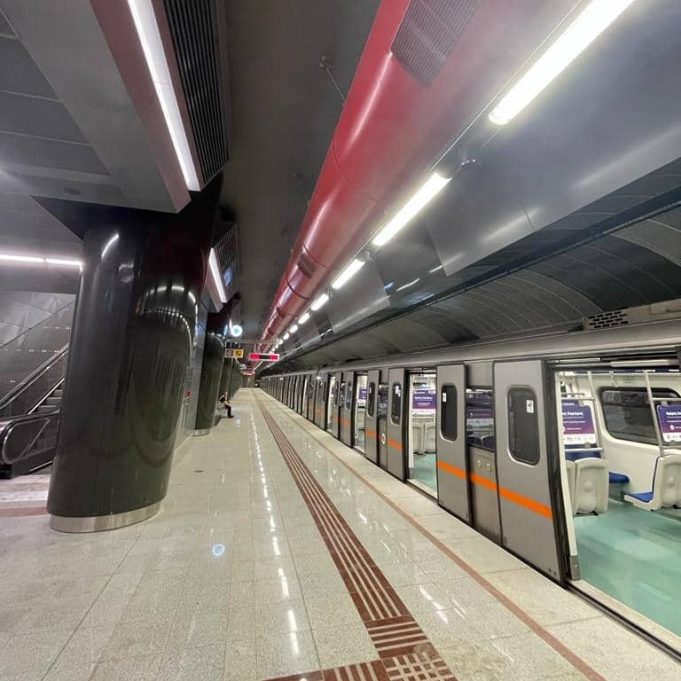 Υπουργός Υποδομών και Μεταφορών Κ.Καραμανλής: “Απο τη Δευτέρα το Μετρό στον Πειραιά”
