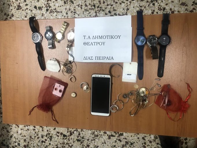 Συνελήφθησαν 2 ημεδαποί μέλη συμμορίας κατά τη στιγμή της απόπειρας διάρρηξης σε οικία στον Πειραιά