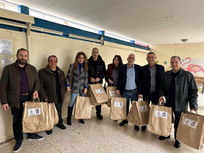 Πασχαλινά δώρα στα Ειδικά Σχολεία της πόλης από τον Δήμο Πειραιά και την ΚΟ.Δ.Ε.Π.