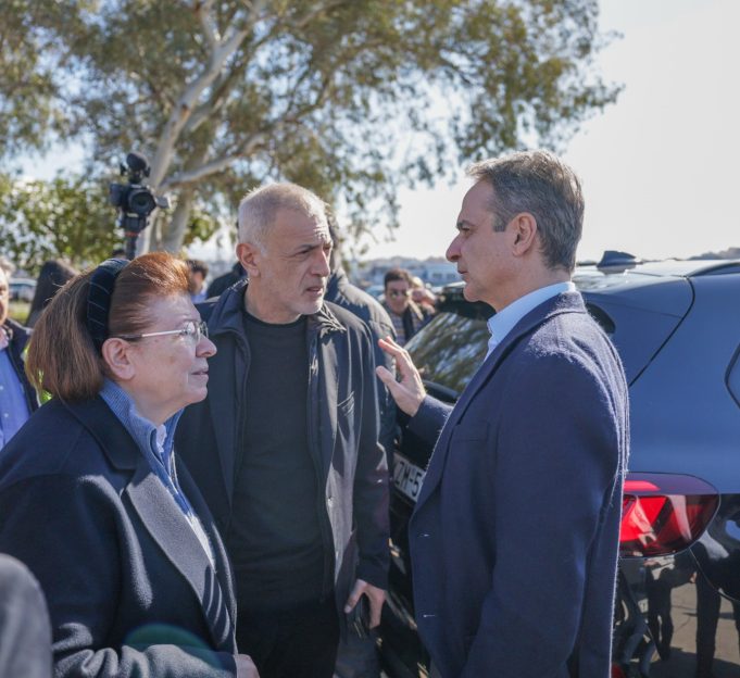 Ο Δήμαρχος Γιάννης Μώραλης υποδέχθηκε στον Πειραιά τον Πρωθυπουργό Κυριάκο Μητσοτάκη – Επισκέφθηκαν τα εργοτάξια του νέου Δικαστικού Μεγάρου και του Μουσείου Εναλίων Αρχαιοτήτων