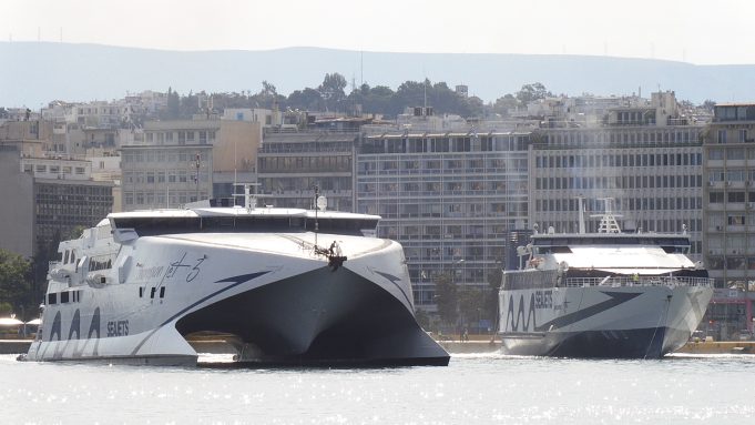 2 SEAJETS SHIPS