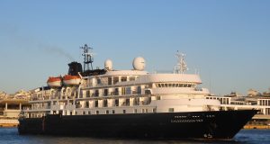 Το μικρο κρουαζιεροπλοιο Caledonian Sky