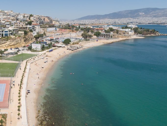 Νέα εποχή για τα Βοτσαλάκια: Ο Πειραιάς απέκτησε μια παραλία-πρότυπο για άθληση, αναψυχή και ποιότητα ζωής!