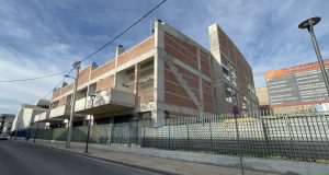 Παπαστρατειο υπο Κατασκευή