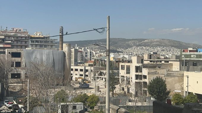 Κατεδάφιση στο πρωην εργοστάσιο της ΑΖΕΛ για να γίνει το Urban Oasis Piraeus του Piraeus Gate