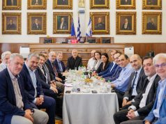 Κοινό μέτωπο στον Πειραιά για την παραμονή του Ναυτοδικείου στην πόλη