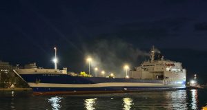 Το AF MARINA φτάνοντας στο λιμάνι του Πειραιά