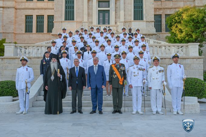 ΣΝΔ : Ορκίστηκαν οι σημαιοφόροι της τάξης 2026