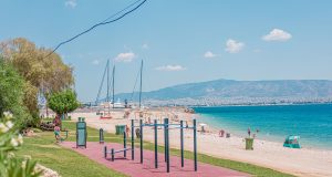 Δήμος Πειραιά : Νέα εποχή για την παραλία της Φρεαττύδας Σύγχρονες υποδομές, ασφάλεια και καλύτερες συνθήκες για τους λουόμενους