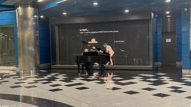DIMOTIKO PIANO MAZONAKIS