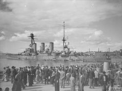 Οκτώβριος 1944: Οι πρώτες ημέρες της ελευθερίας στον Πειραιά – Από τις ανατινάξεις στην επιστροφή του «Αβέρωφ»