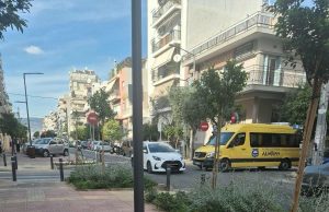 Πειραιάς: Συνελήφθη ο φερόμενος δράστης της κλοπής 23 καπακιών φρεατίων στην Κλεισόβης – Δείτε τον σε video